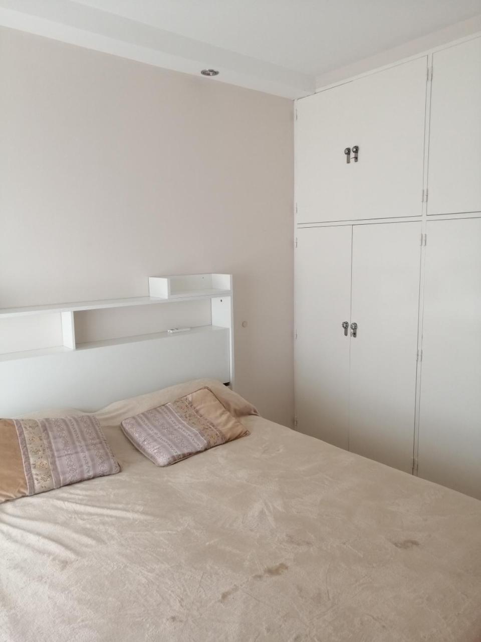 Petit Apartment En Avenida Belgrano Буэнос-Айрес Экстерьер фото