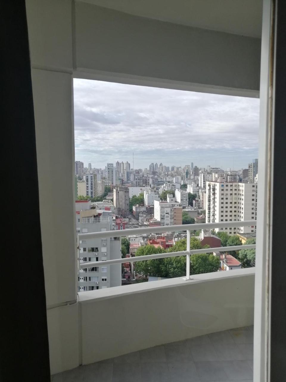 Petit Apartment En Avenida Belgrano Буэнос-Айрес Экстерьер фото
